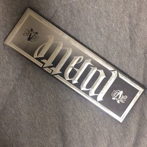 Kay Von D MetalMatte Palette